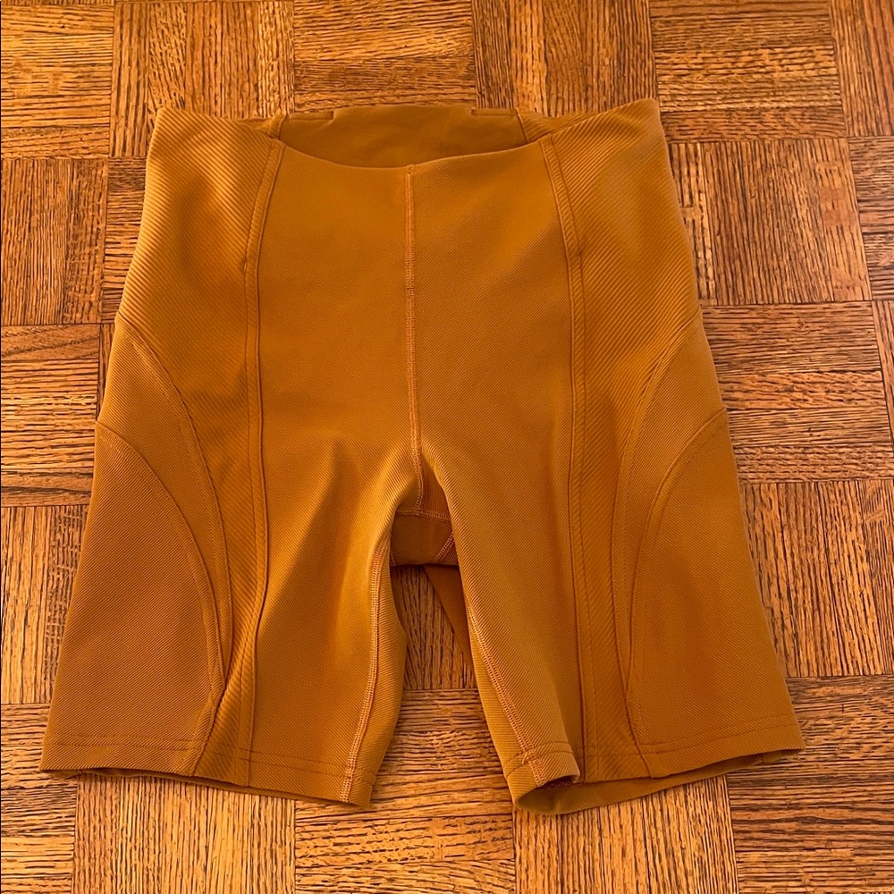 Lululemon Ribbed High-Rise Yoga Biker Shorts 8